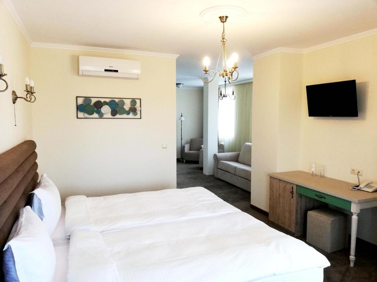 Villa Della Rosa Razgrad Extérieur photo